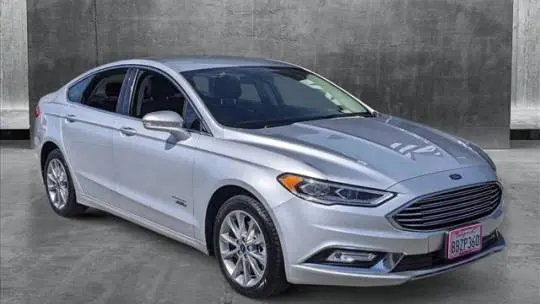 2018 Ford Fusion Energi 3FA6P0SU3JR111249