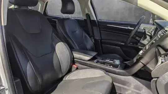 2018 Ford Fusion Energi - Images - 19