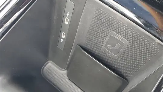 2025 Volkswagen ID.4 1V2VRPE83SC004272