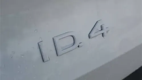 2025 Volkswagen ID.4 1V2VRPE83SC004272