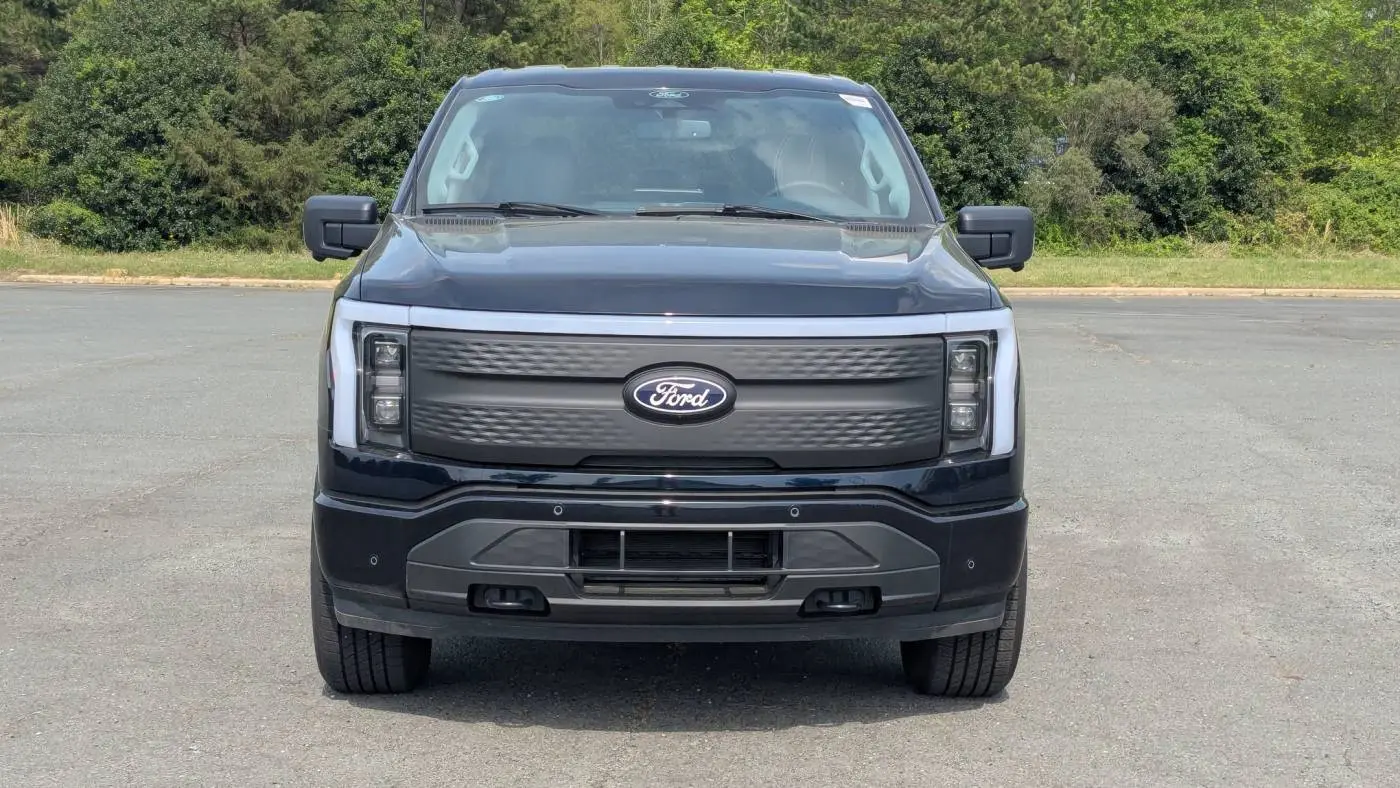 2025 Ford F-150 Lightning 1FT6W3L71SWG02117