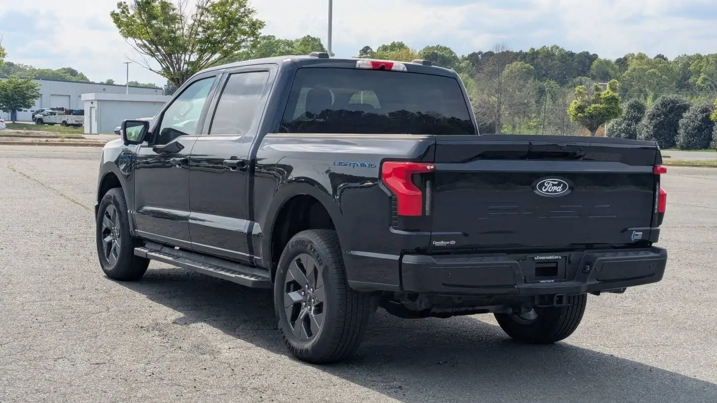 2025 Ford F-150 Lightning 1FT6W3L71SWG02117
