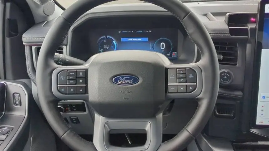 2025 Ford F-150 Lightning 1FT6W3L76SWG00444