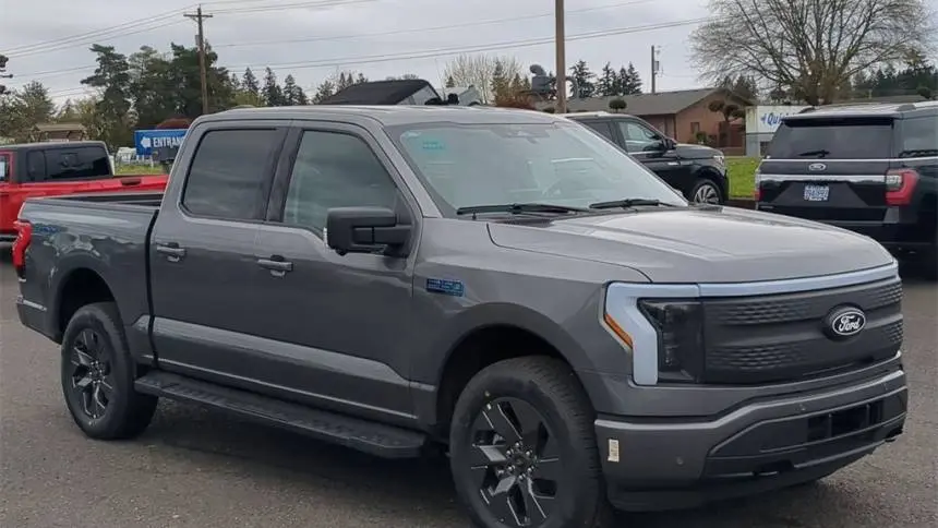 2025 Ford F-150 Lightning 1FT6W3L76SWG00444