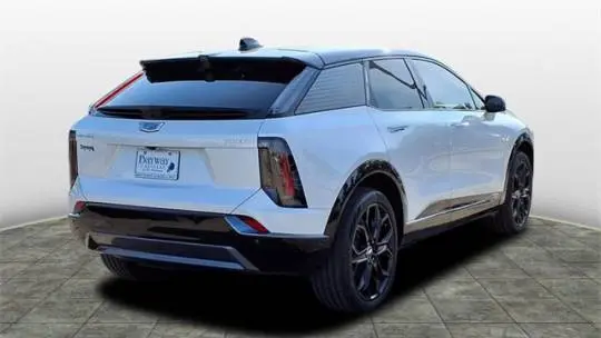 2025 Cadillac OPTIQ 3GYK3GMR2SS149341