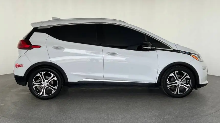 2018 Chevrolet Bolt 1G1FX6S08J4137843