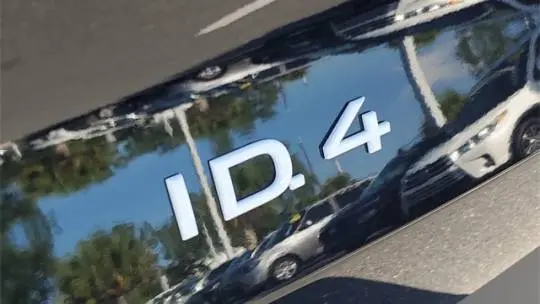 2025 Volkswagen ID.4 1V2CRPE80SC004978