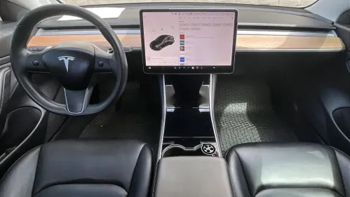 2018 Tesla Model 3 5YJ3E1EB8JF183634