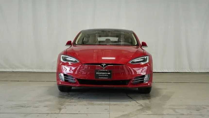 2016 Tesla Model S 5YJSA1E46GF137835