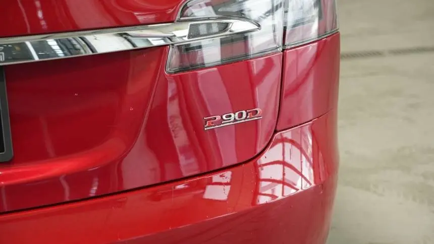 2016 Tesla Model S 5YJSA1E46GF137835