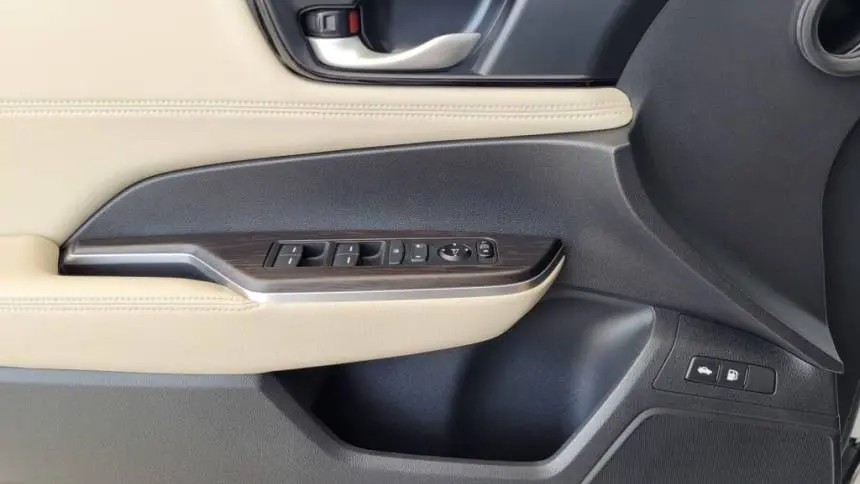 2021 Honda Clarity JHMZC5F12MC001536