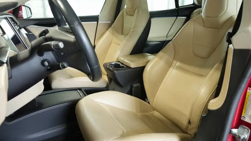 2016 Tesla Model S 5YJSA1E46GF137835