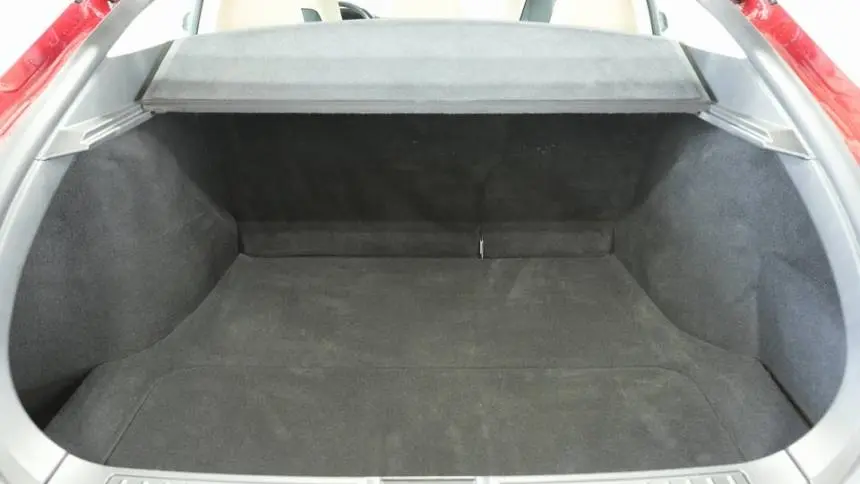 2016 Tesla Model S 5YJSA1E46GF137835