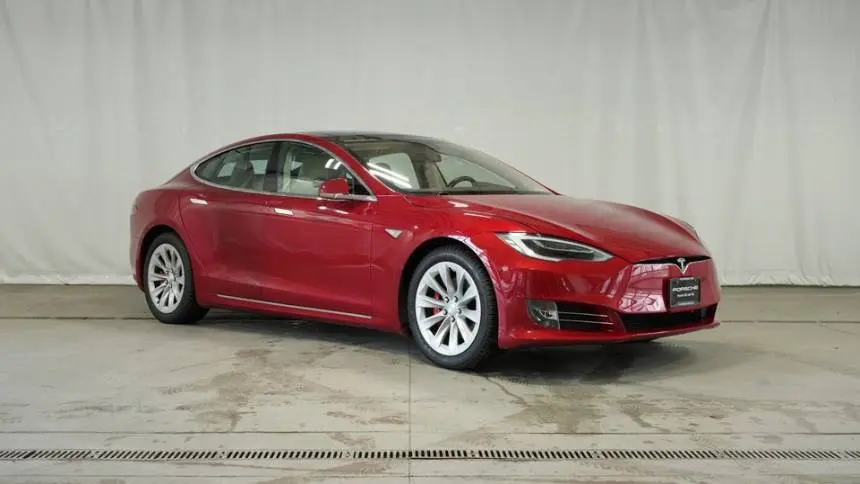 2016 Tesla Model S 5YJSA1E46GF137835