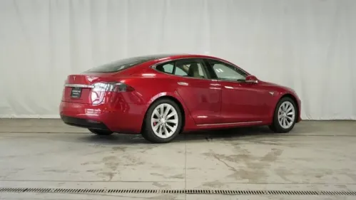 2016 Tesla Model S 5YJSA1E46GF137835