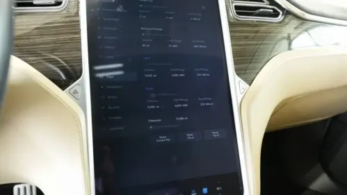 2016 Tesla Model S 5YJSA1E46GF137835