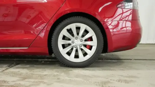 2016 Tesla Model S 5YJSA1E46GF137835