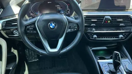 2021 BMW 5 Series WBA13AG01MCF43465