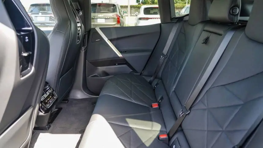 2025 BMW iX WB523CF08SCS91384