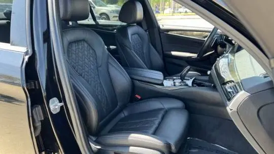 2021 BMW 5 Series WBA13AG01MCF43465