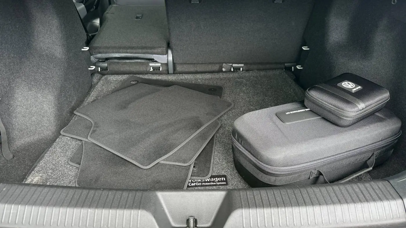 2021 Volkswagen ID.4 WVGRMPE24MP043876