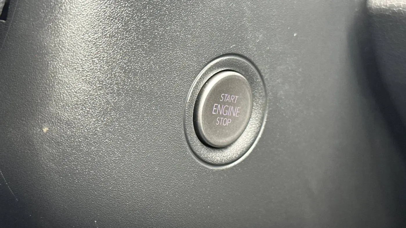 2021 Volkswagen ID.4 WVGRMPE24MP043876