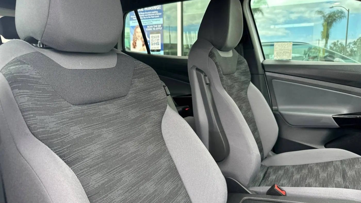 2021 Volkswagen ID.4 WVGRMPE24MP043876