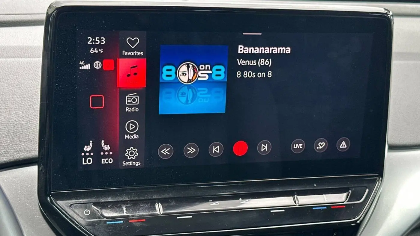 2021 Volkswagen ID.4 WVGRMPE24MP043876