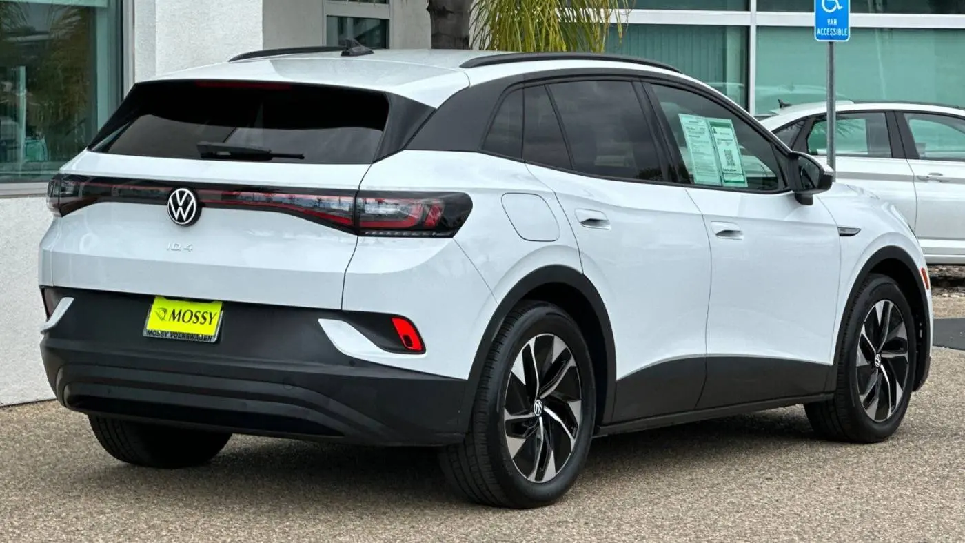 2021 Volkswagen ID.4 WVGRMPE24MP043876