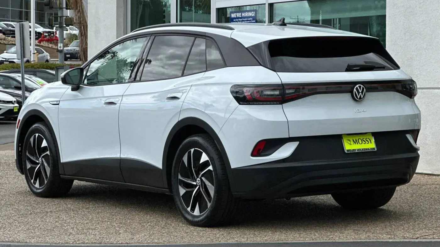 2021 Volkswagen ID.4 WVGRMPE24MP043876