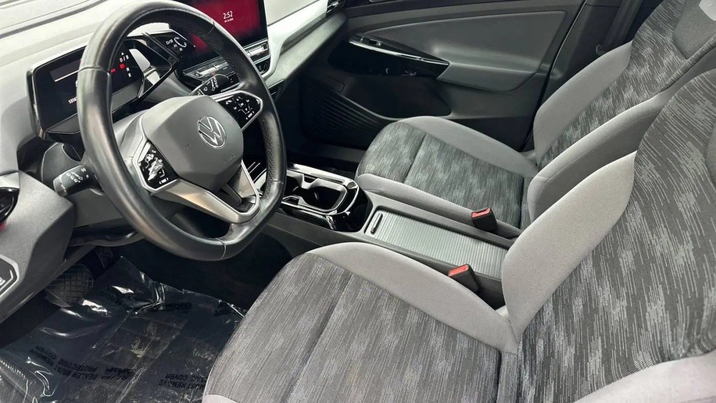 2021 Volkswagen ID.4 WVGRMPE24MP043876