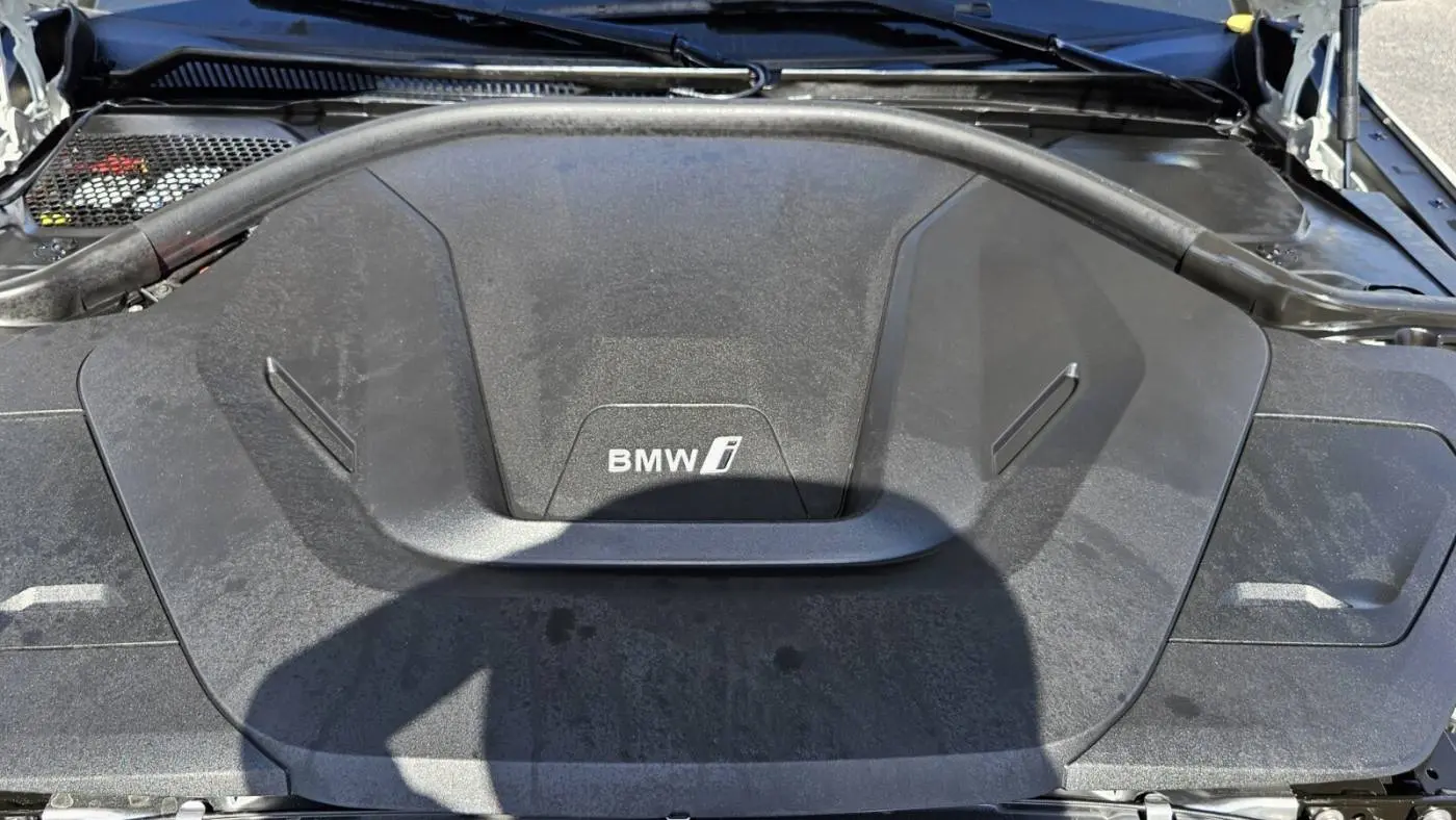 2025 BMW i4 WBY23HD08SFU41317