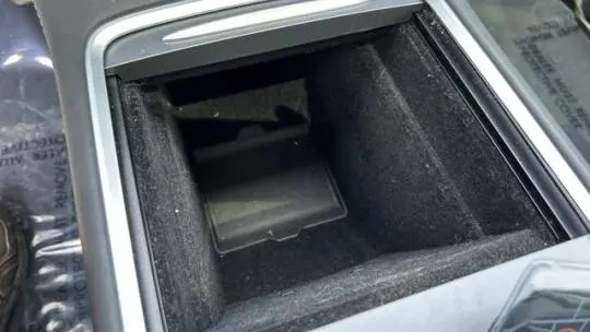 2022 Tesla Model Y 7SAYGDEE6NF439645