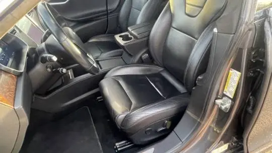 2017 Tesla Model S 5YJSA1E17HF204322