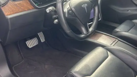2019 Tesla Model S 5YJSA1E44KF330882