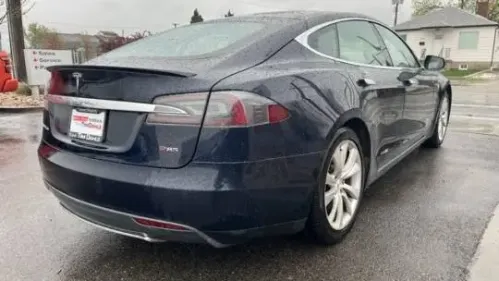 2014 Tesla Model S - Images - 4