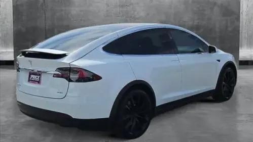 2017 Tesla Model X 5YJXCDE21HF044819