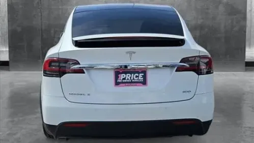 2017 Tesla Model X 5YJXCDE21HF044819