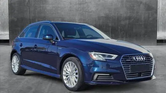 2017 Audi A3 Sportback e-tron WAUTPBFF7HA146754