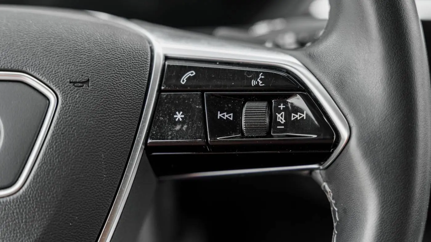 2022 Audi e-tron WA12AAGE7NB032477