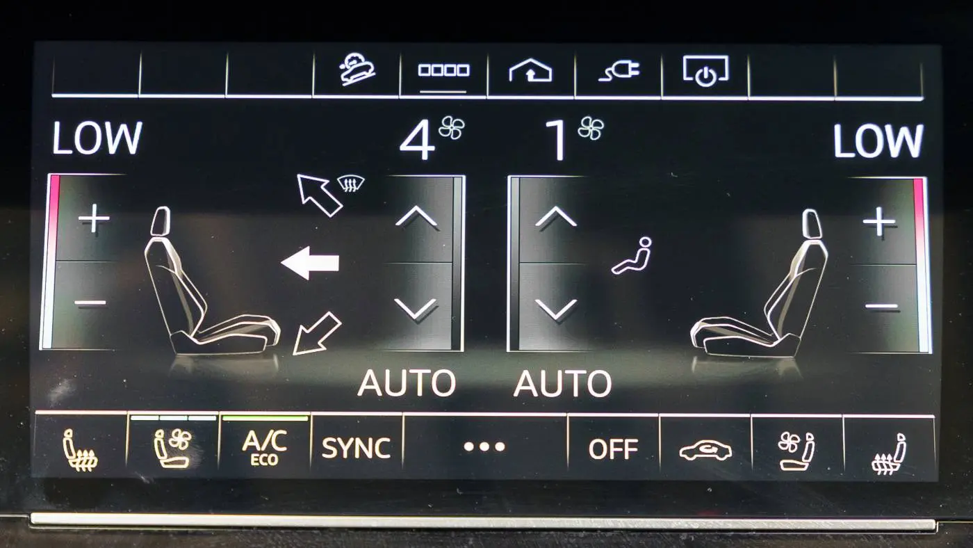 2022 Audi e-tron WA12AAGE7NB032477