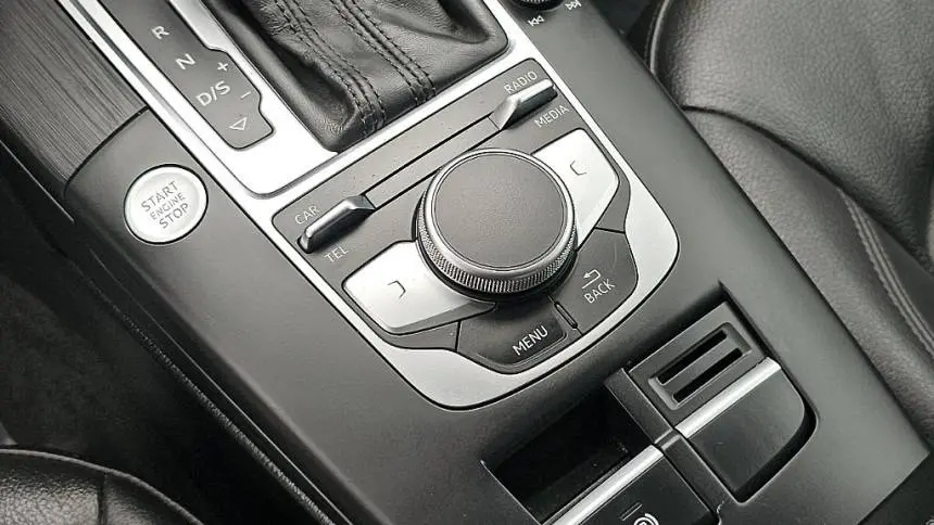 2017 Audi A3 Sportback e-tron WAUUPBFFXHA075795