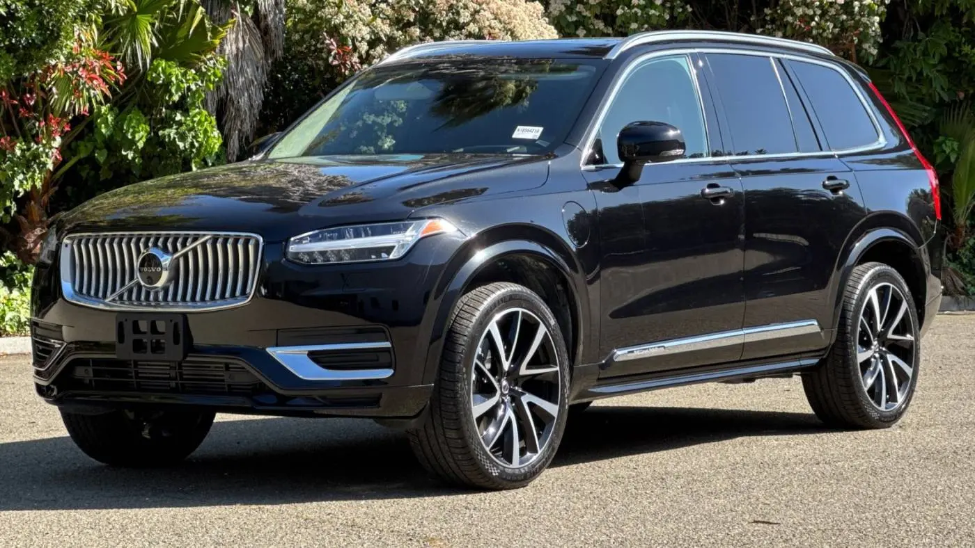 2022 Volvo XC90 YV4H600Z8N1856421