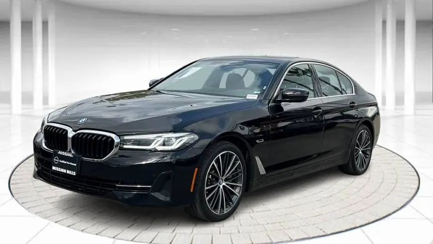 2023 BMW 5 Series WBA13AG02PCL75207