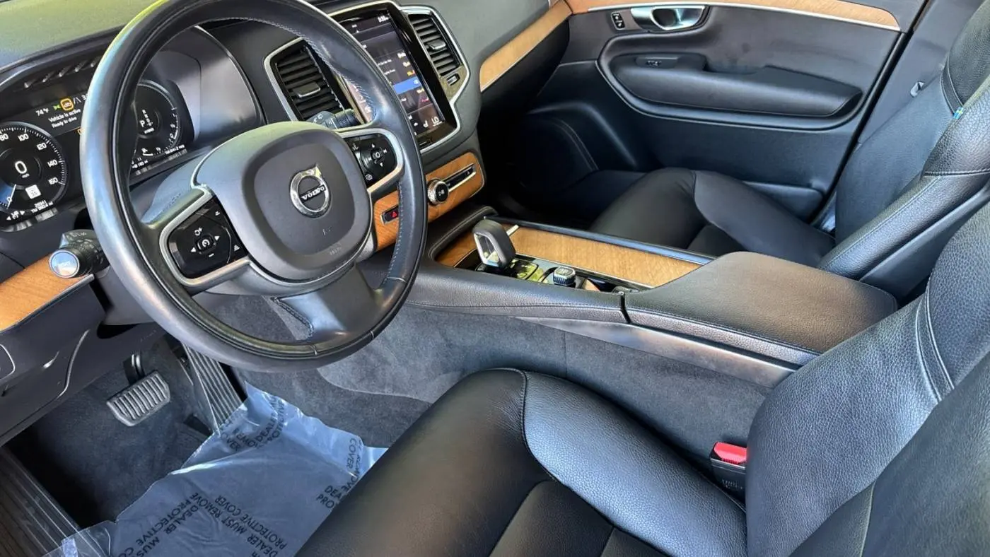 2022 Volvo XC90 YV4H600Z8N1856421