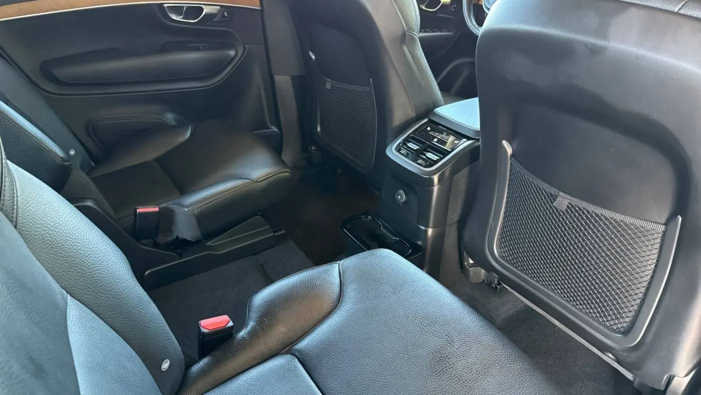 2022 Volvo XC90 YV4H600Z8N1856421