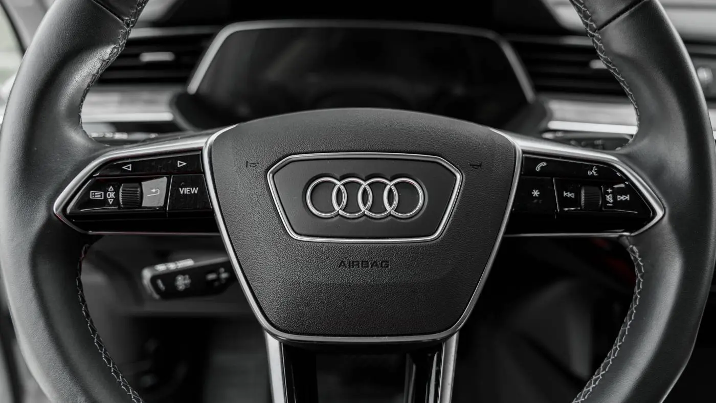 2022 Audi e-tron WA12AAGE7NB032477