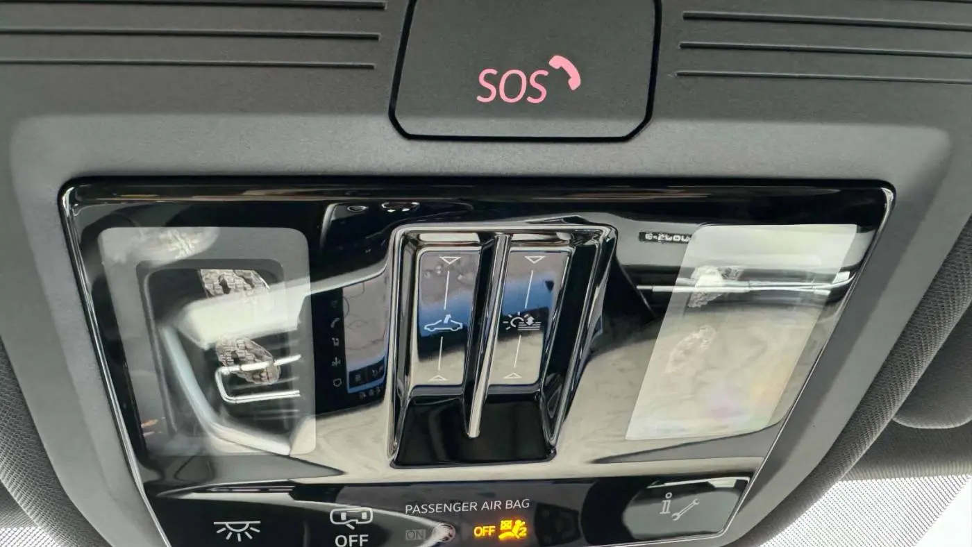 2025 Audi Q4 e-tron WA1KUBFZ4SP016463