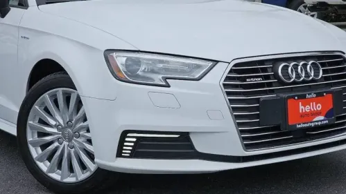 2017 Audi A3 Sportback e-tron WAUUPBFFXHA075795