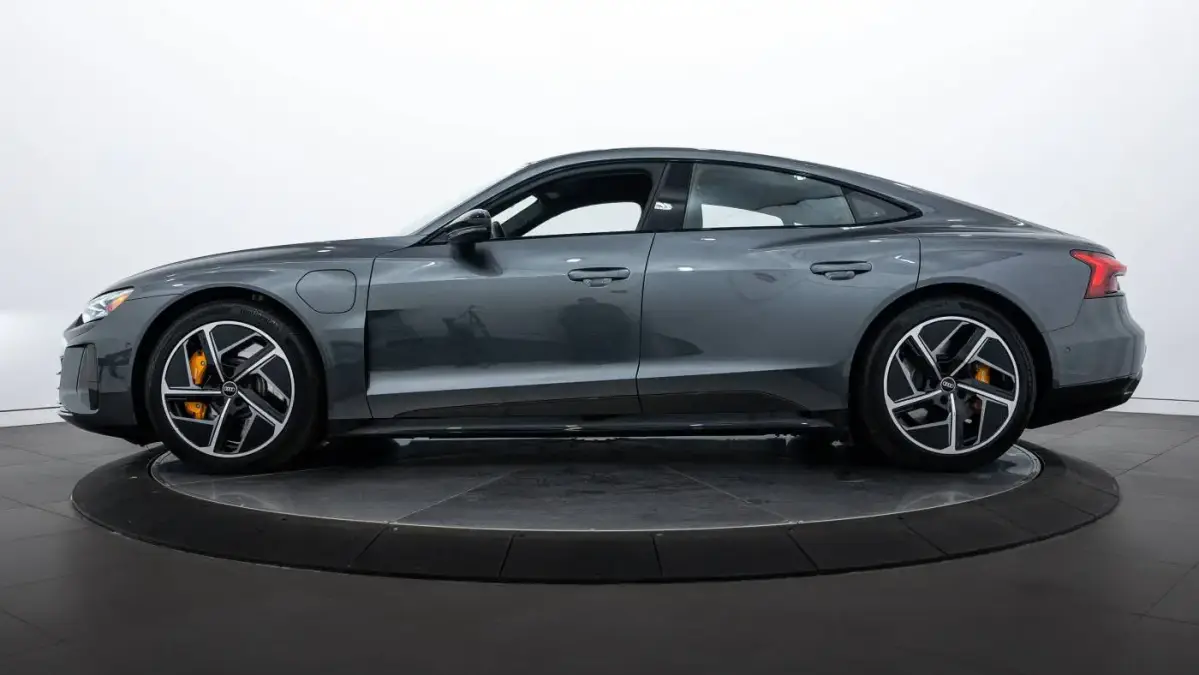 2024 Audi RS e-tron GT - Images - 7